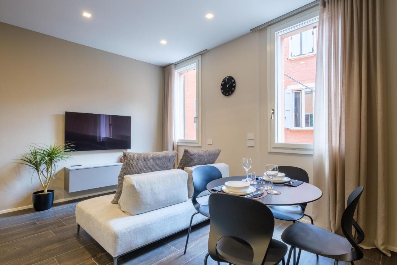 Golden Suite By Studio Vita Bologna Eksteriør bilde