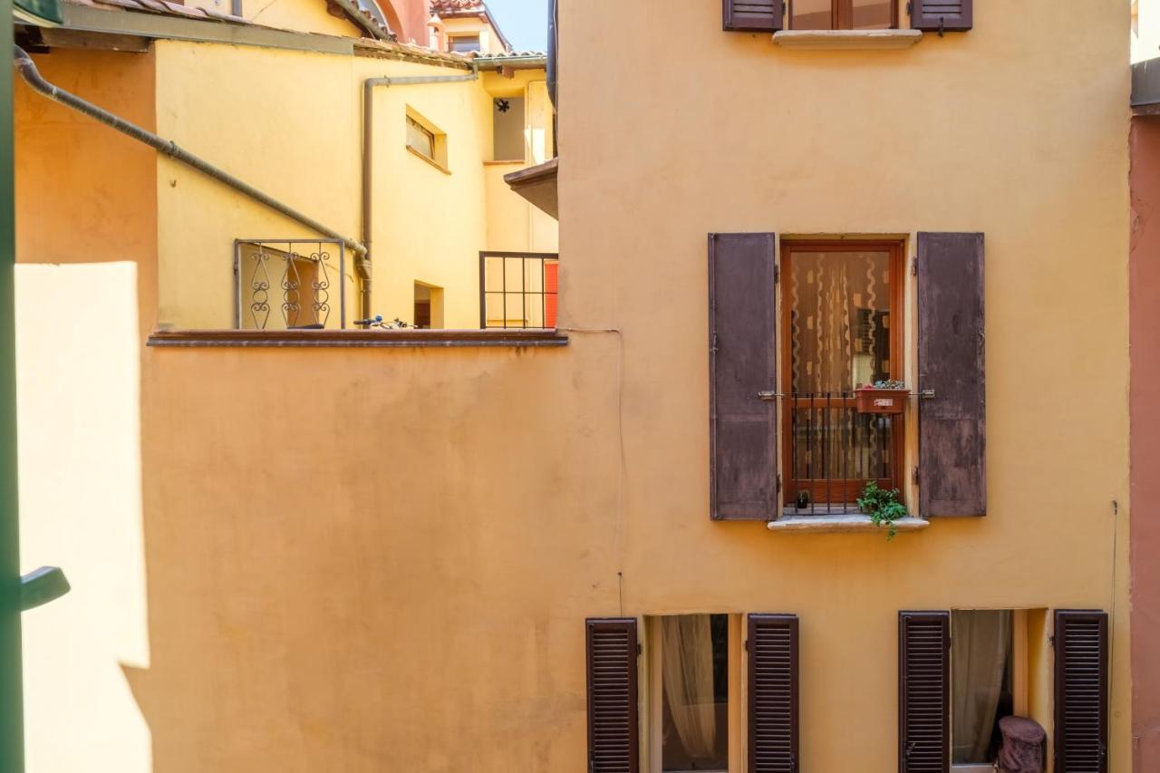 Golden Suite By Studio Vita Bologna Eksteriør bilde