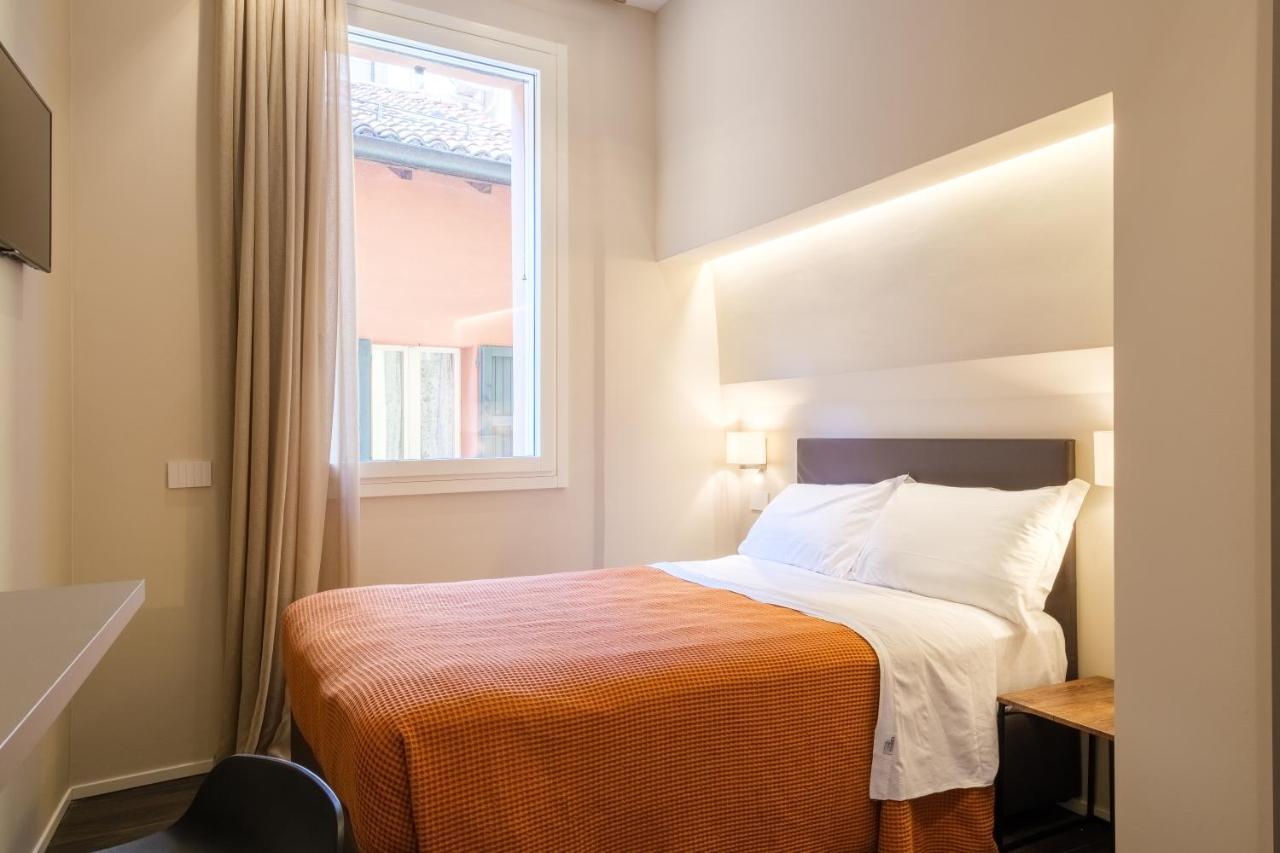 Golden Suite By Studio Vita Bologna Eksteriør bilde